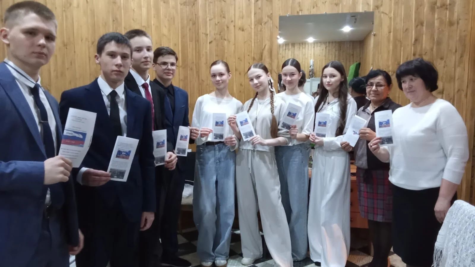 18 март - илебездә Кырымның Россиягә кушылу көне