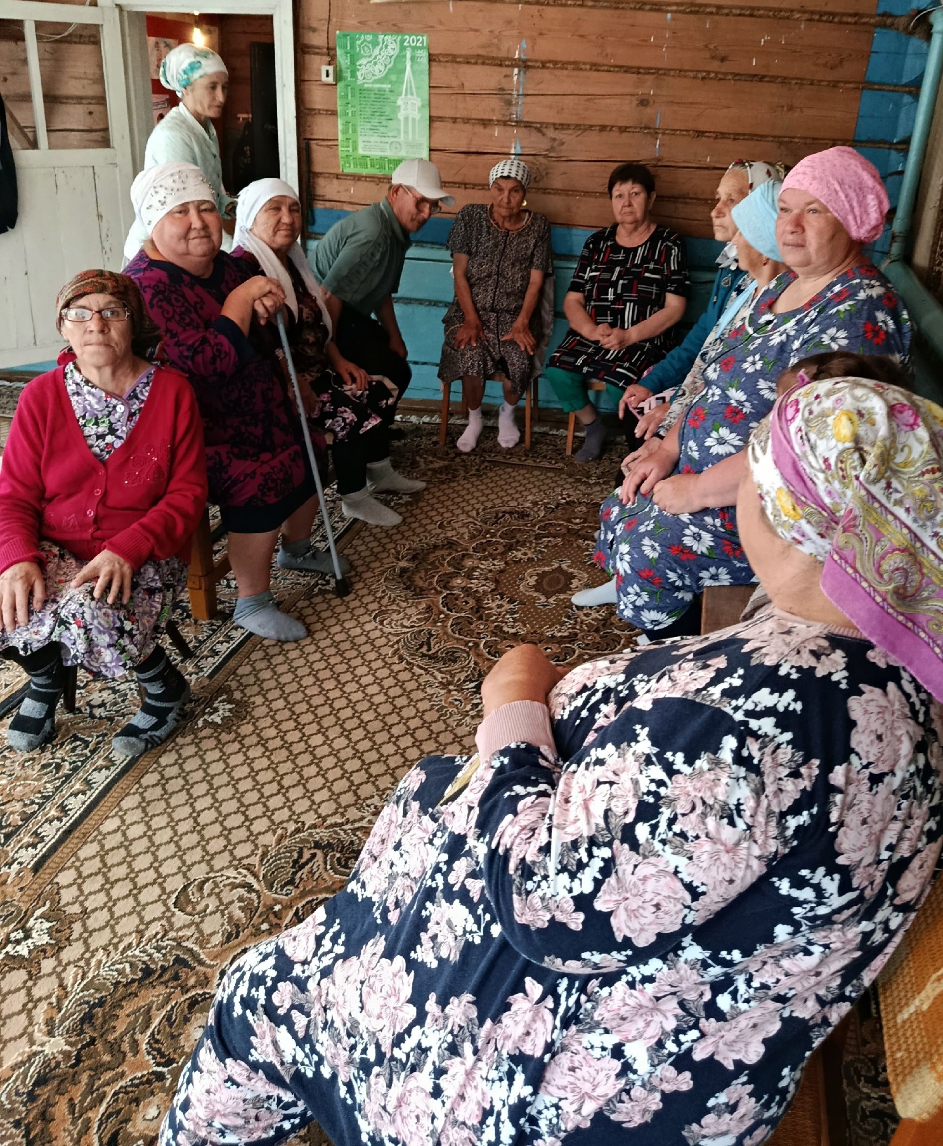 Айшияз авыл китапханәчесе медицина хезмәткәре белән очрашу оештырды