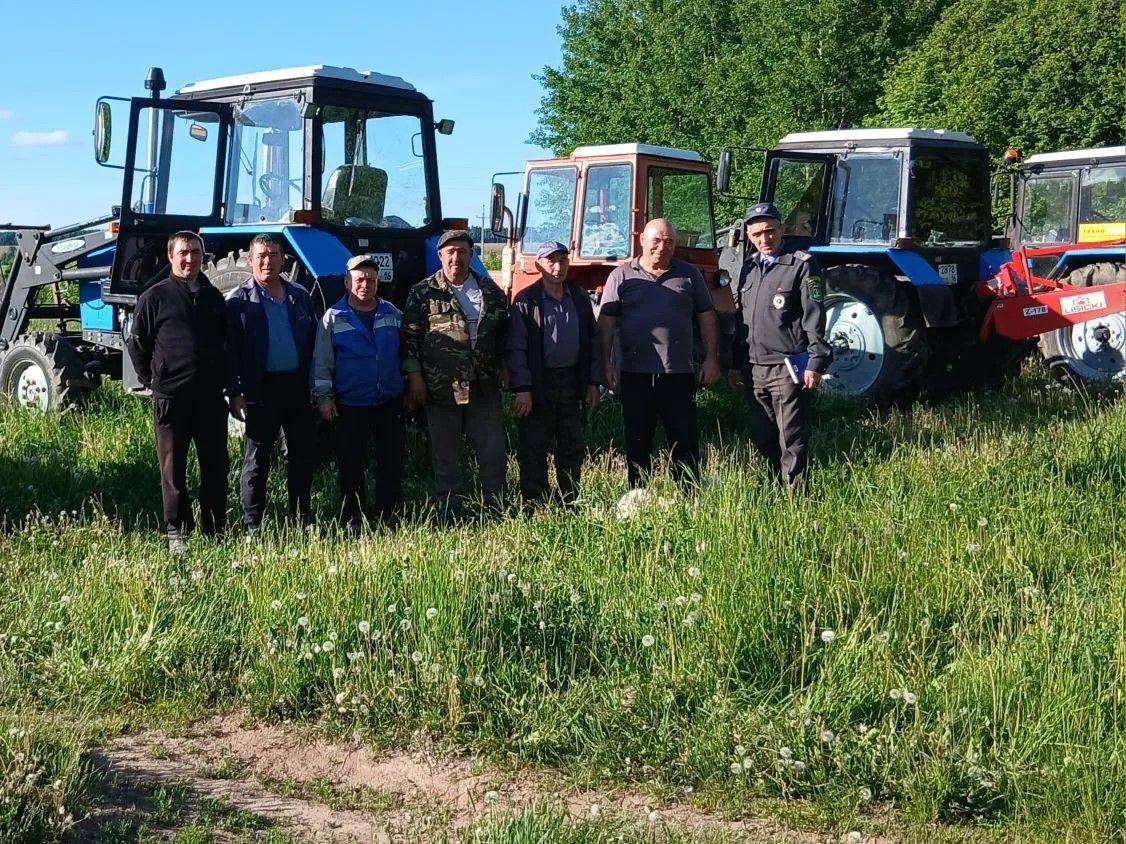 Шәхси тракторларга техник караулар  дәвам итә