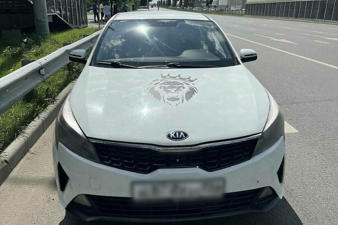 Казанда приставлар 11 миллион сум бурычы җыелган ир-атның автомобиленә арест салган