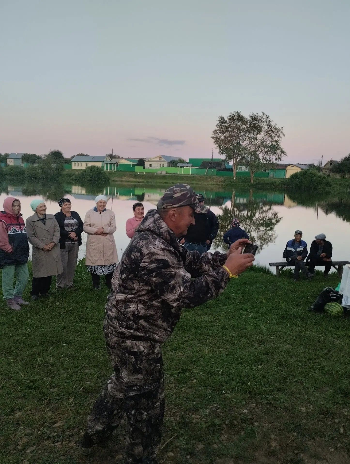 Күл буена килсәң иде...