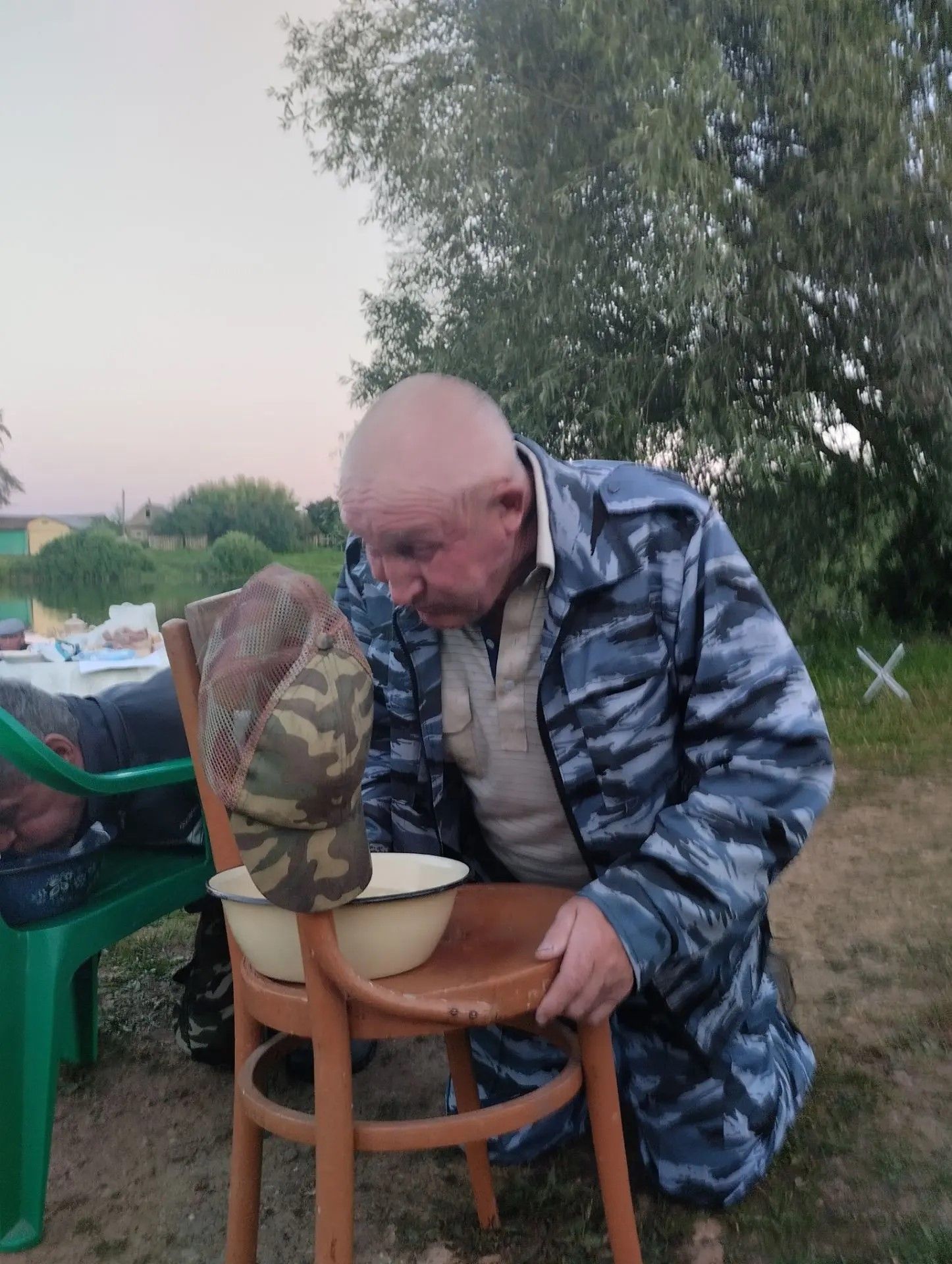 Күл буена килсәң иде...