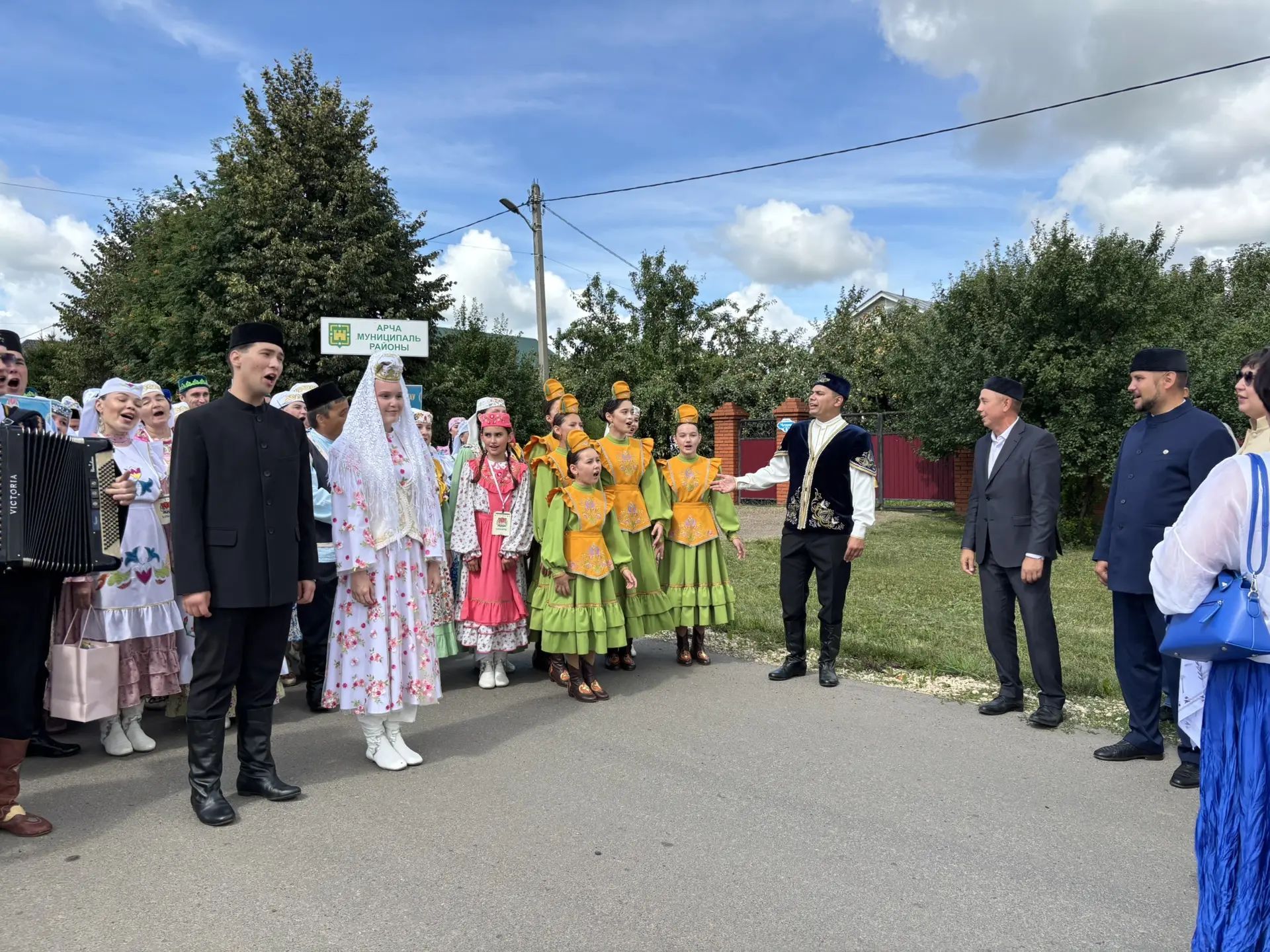 Туган яным паркында «Әтнә туй» 3 нче ачык фольклор-этник фестивпль уза