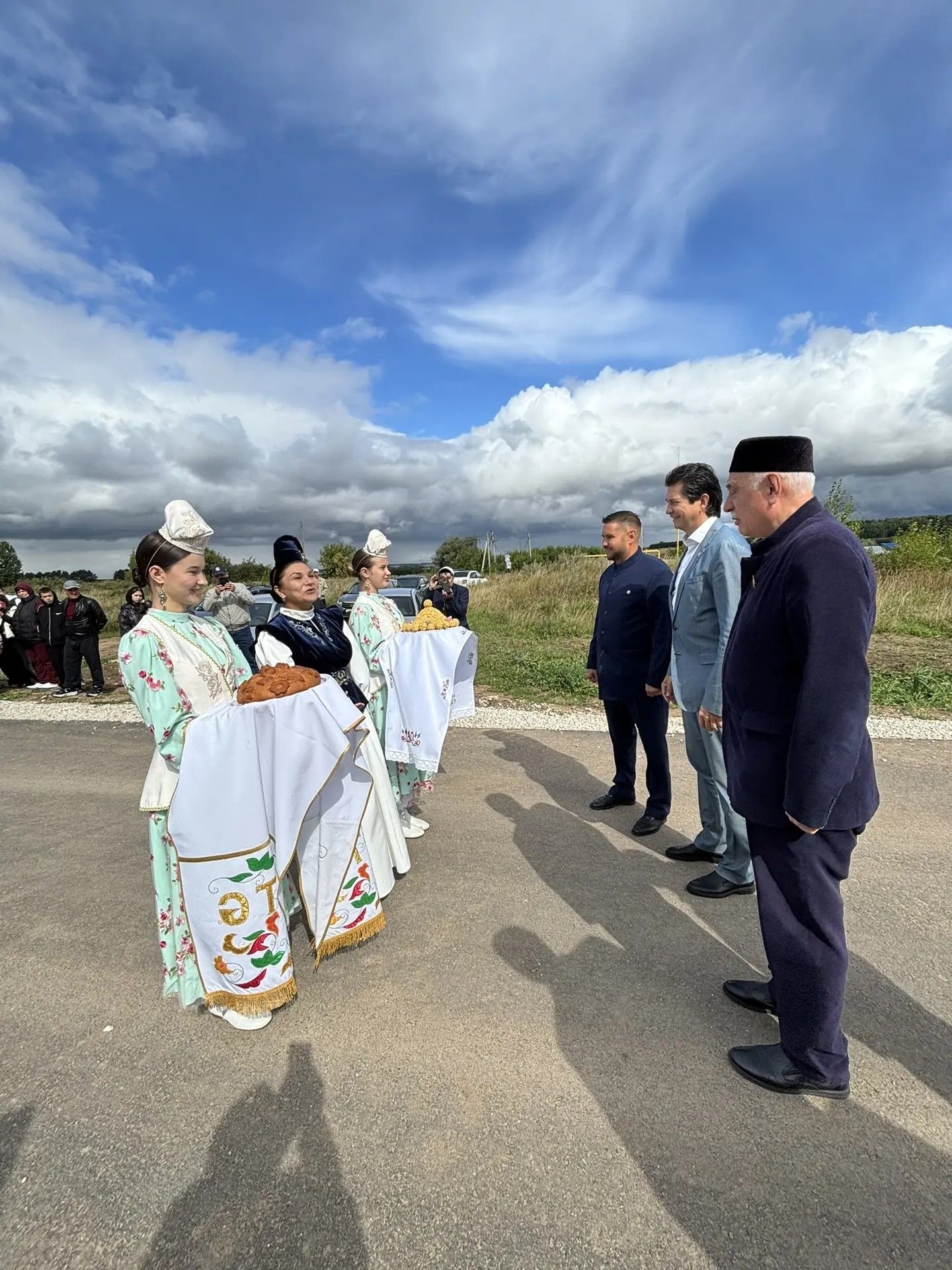 Кече Әтнә авылында тарихи вакыйга - капиталь ремонттан соң мәдәният йорты кабат ишекләрен ачты