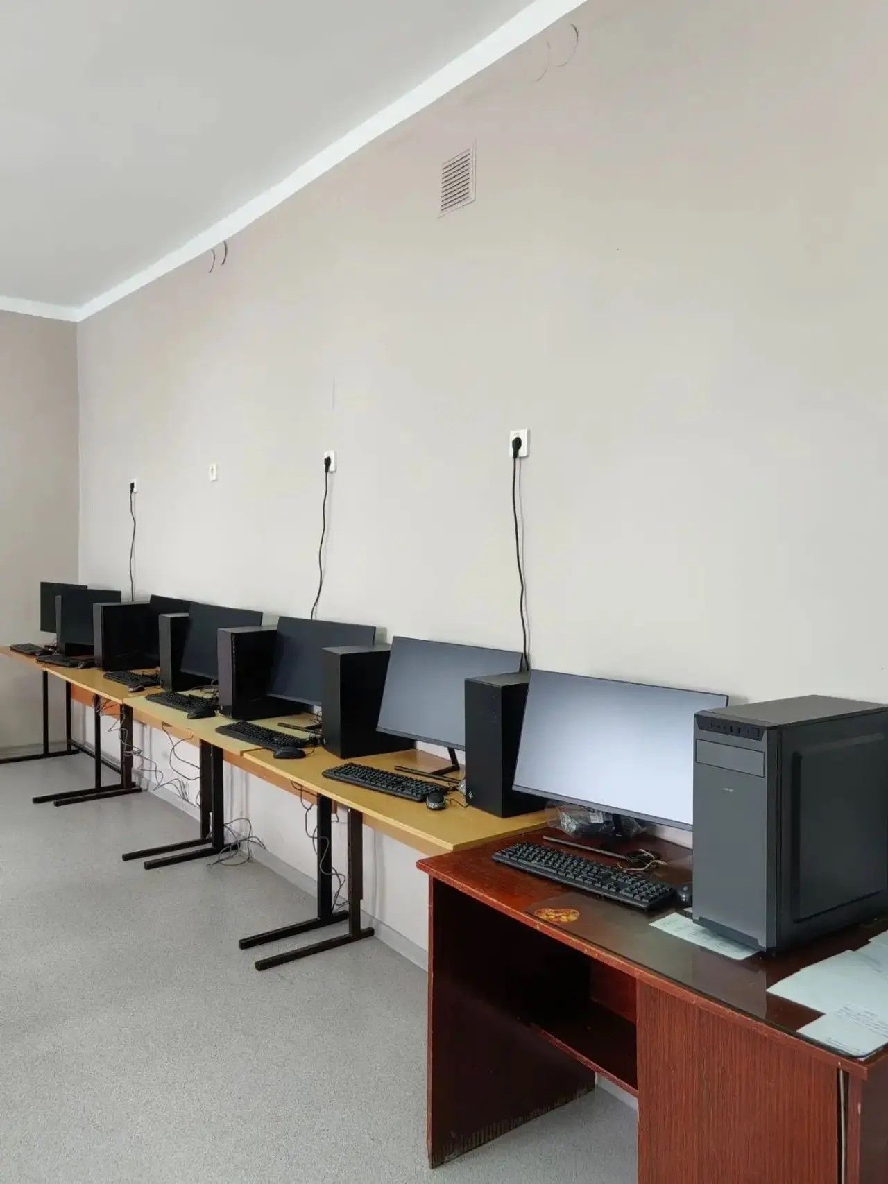 Яңа Шашы мәктәбенең информатика кабинеты яңартылды
