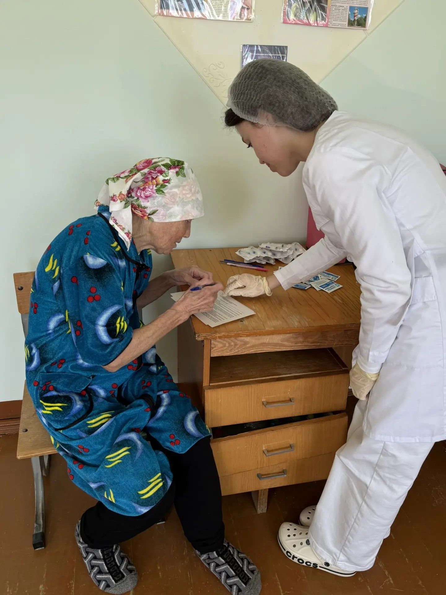 Сайлау көннәрендә гриппка каршы вакцинация пунктлары эшли