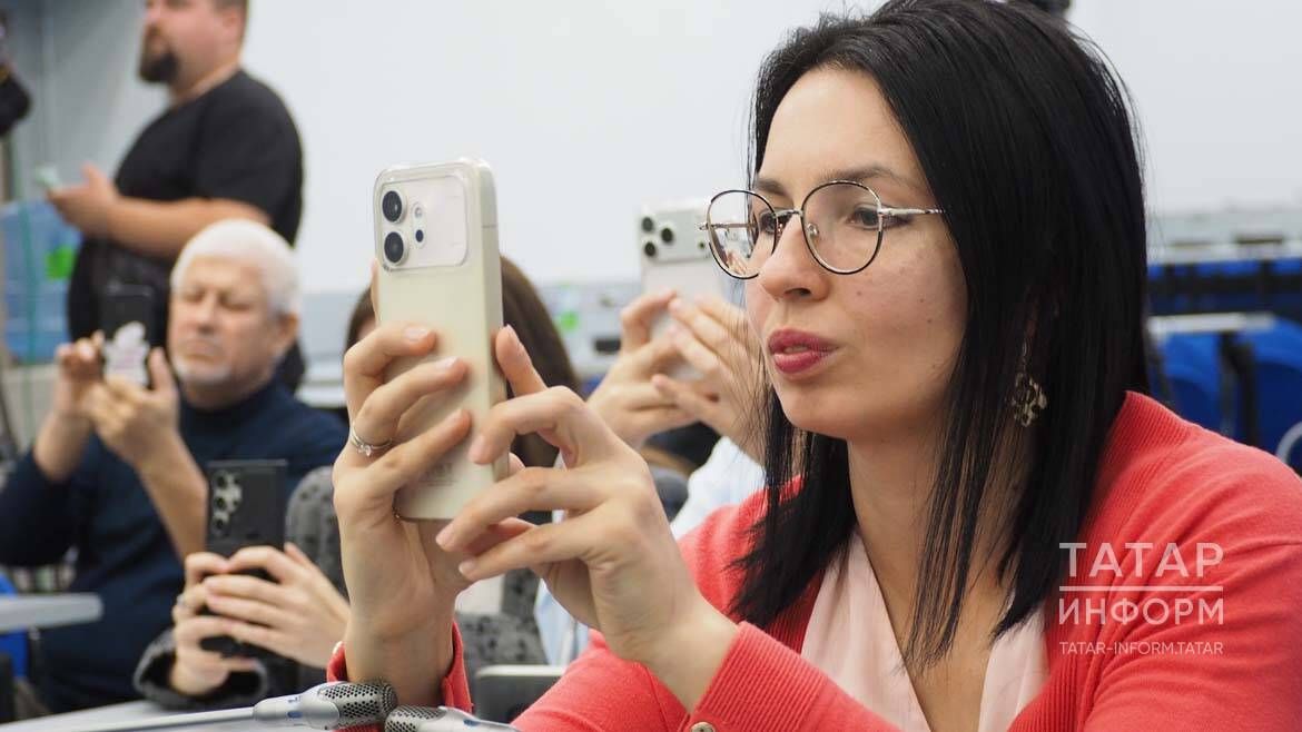 «Туган тел фест» республика конкурс-премиясендә укытучыларга акчалата премияләр тапшырыла