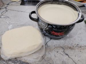 Аш-су бүлмәсе «хәйләләре»: каткан сырны сөткә салып торып яңартырга була