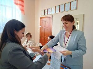 1009 сайлау участогында барлык сайлаучыларның өчтән бере сайлады инде