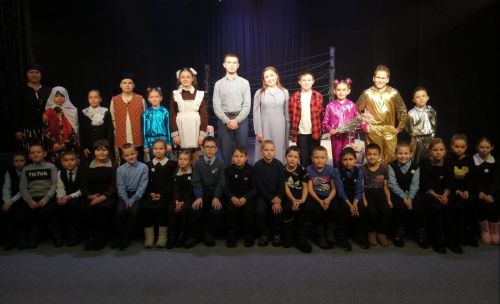 «Сәхнәдәш»ләр телефонга бәйлелеккә борчыла...