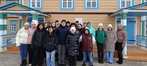 Комыргужа урта мәктәбе укучылары экскурсиядә