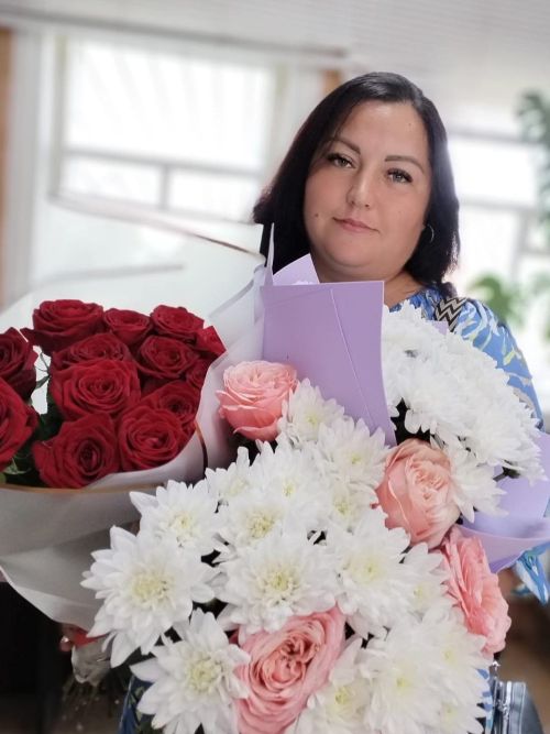 Раиләне туган көне белән котлыйбыз!