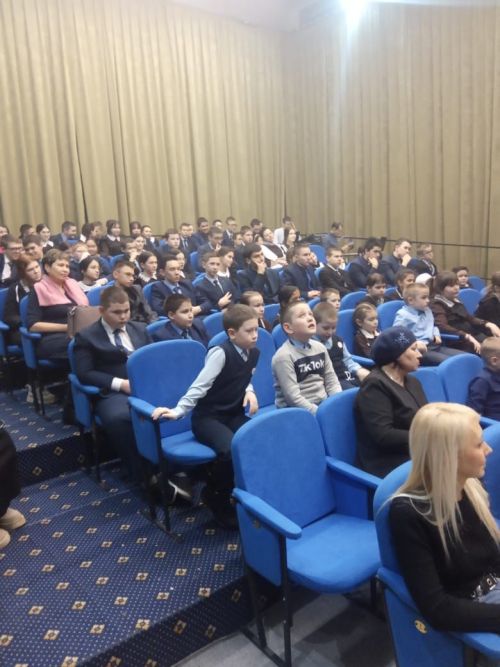 «Сәхнәдәш»ләр телефонга бәйлелеккә борчыла...