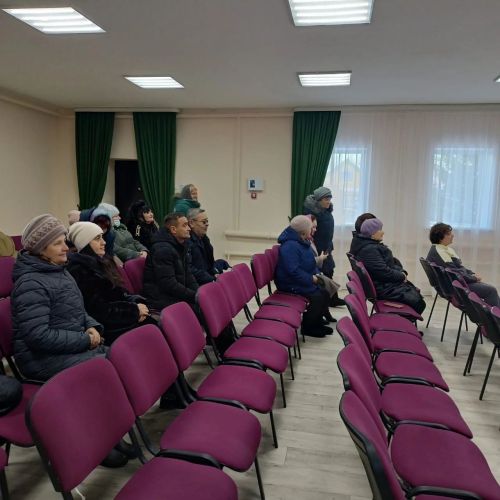 Иске Мәнгәр авылында ремонттан сон клуб янадан ишекләрен ачты