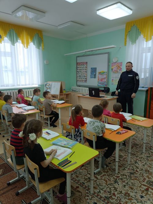 Юл - йөрү кагыйдәләрен өйрәнделәр