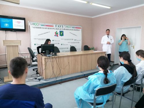 Район үзәк больницасында «Ачык ишекләр» көне узды