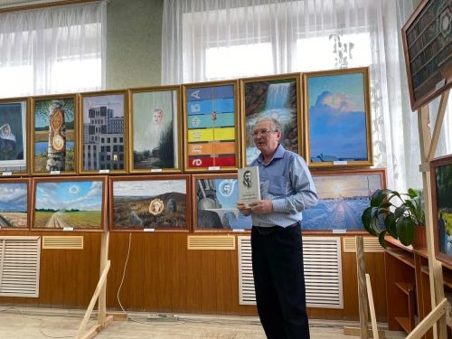 Әтнә үзәк китапханәсенә экскурсия