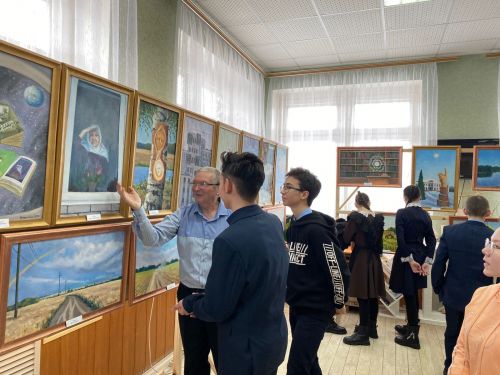 Әтнә үзәк китапханәсенә экскурсия