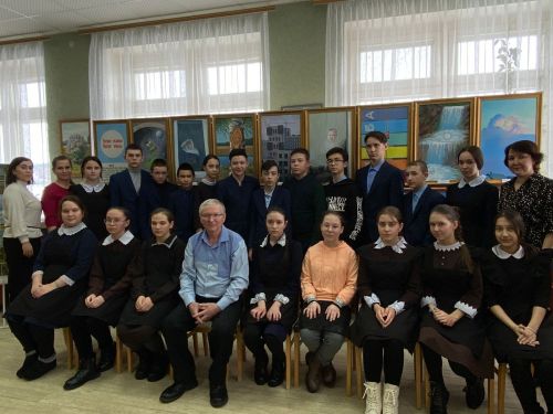 Әтнә үзәк китапханәсенә экскурсия