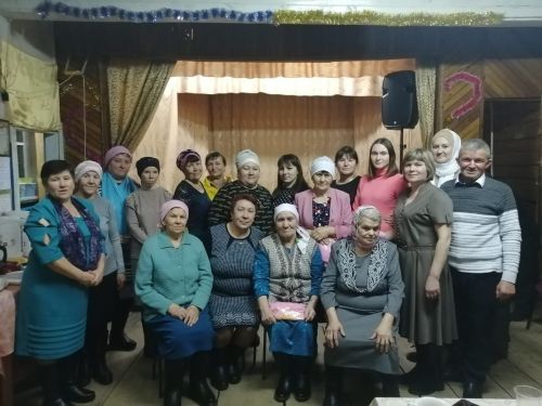 Бәйрәмгә Әтнәдән аю да килгән