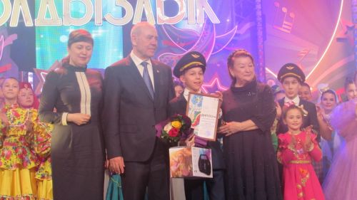 Гала концерттан фоторепортаж