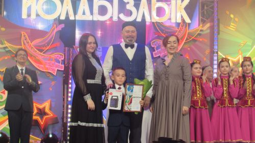 Гала концерттан фоторепортаж