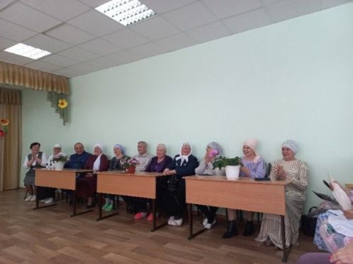 Лаеклы ялда булган өлкән укытучылар белән очрашу кичәсе узды