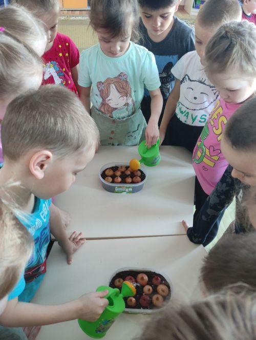 Балалар табигатьне ярата