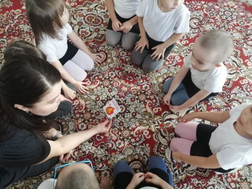 Балалар белән очрашу булып узды