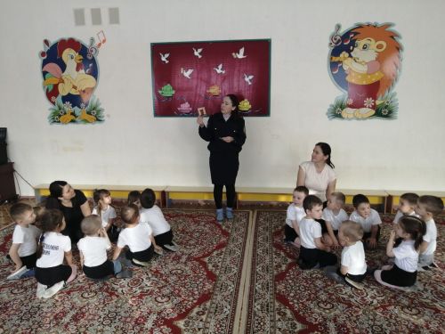 Балалар белән очрашу булып узды