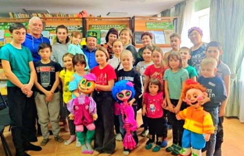 Укучылар театрның тылсымлы дөньясында булдылар