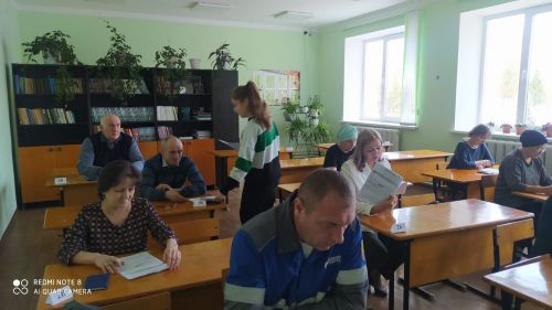 Әти-әниләр дә чыгарылыш сыйныф укучылары урынында булып карадылар