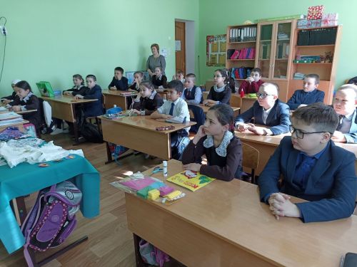 Милли стильдә бизәк ясадылар