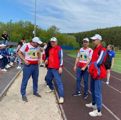 Безнекеләр спортта да көчле