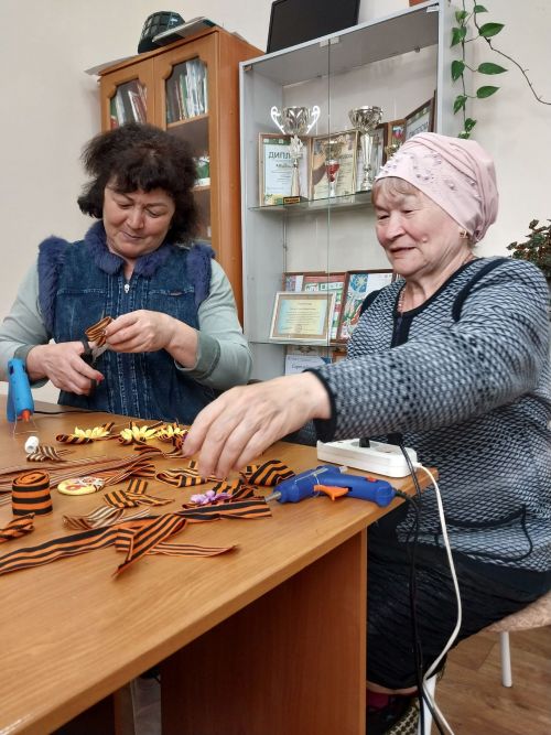 «Георгий тасмасы»ннан значоклар ясаганнар