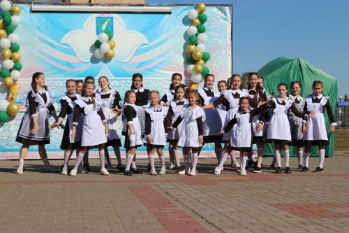 1 сентябрь бәйрәме Олы Әтнә (фоторепортаж)