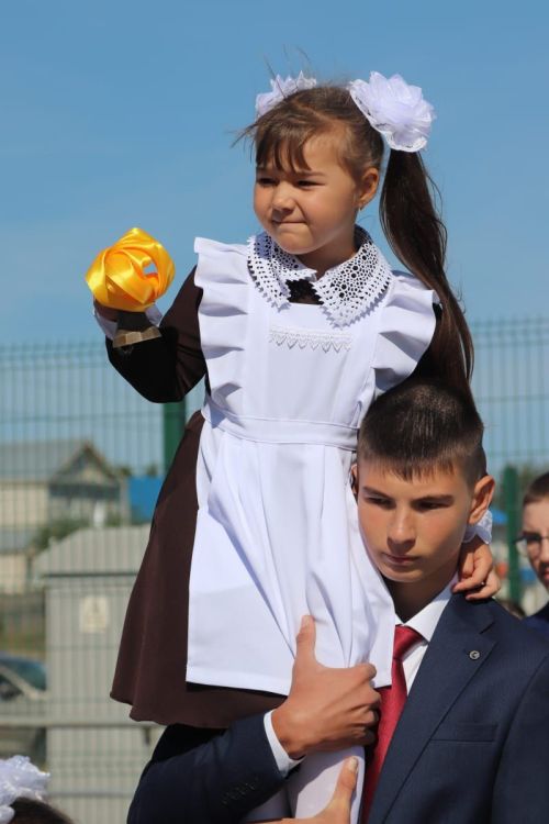1 сентябрь бәйрәме Олы Әтнә (фоторепортаж)
