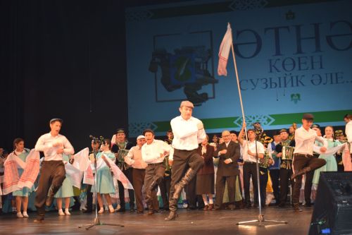 «Әтнә көен сузыйк әле...»(Фоторепортаж)
