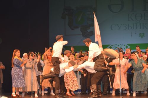 «Әтнә көен сузыйк әле...»(Фоторепортаж)