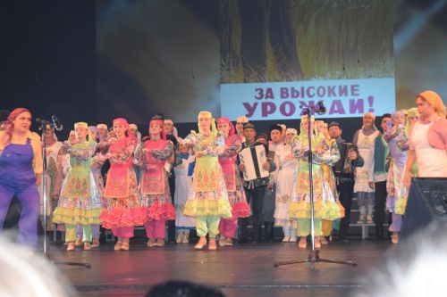 «Әтнә көен сузыйк әле...»(Фоторепортаж)
