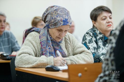Юрист 2024 елда пенсионерларның нәрсә өчен түләмәскә хакы бар икәнен аңлатты