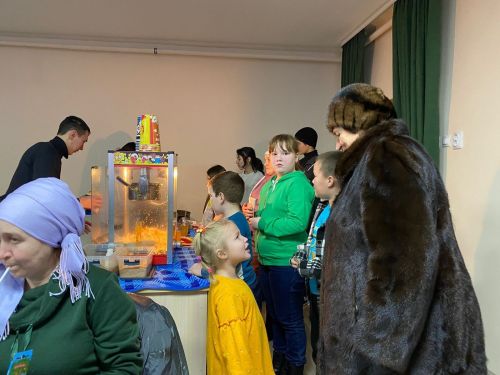 «Кыш бабайның капчыгында ниләр бар?»