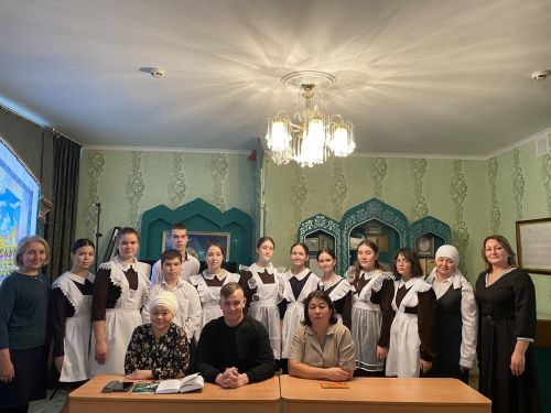 Комыргуҗада “Күңел чыңы” иҗат берләшмәсе шагыйрьләре белән очрашу оештырдылар