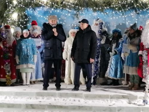Әтнәнең «Үзәк чыршы»сы  ачылды