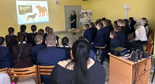 Китапханәбездә «Иң тугры дус» дип исемләнгән мәрхәмәтлелек дәресе булып узды