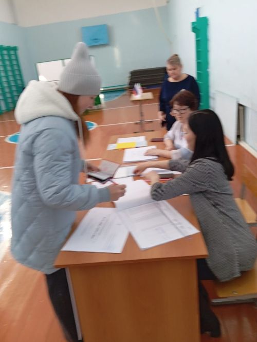 Туган көнендә сайлауга килгән