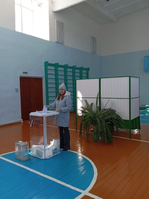 Туган көнендә сайлауга килгән