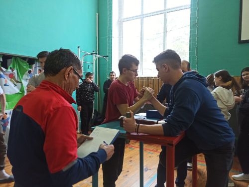 Студентлар арасында ярыш булды