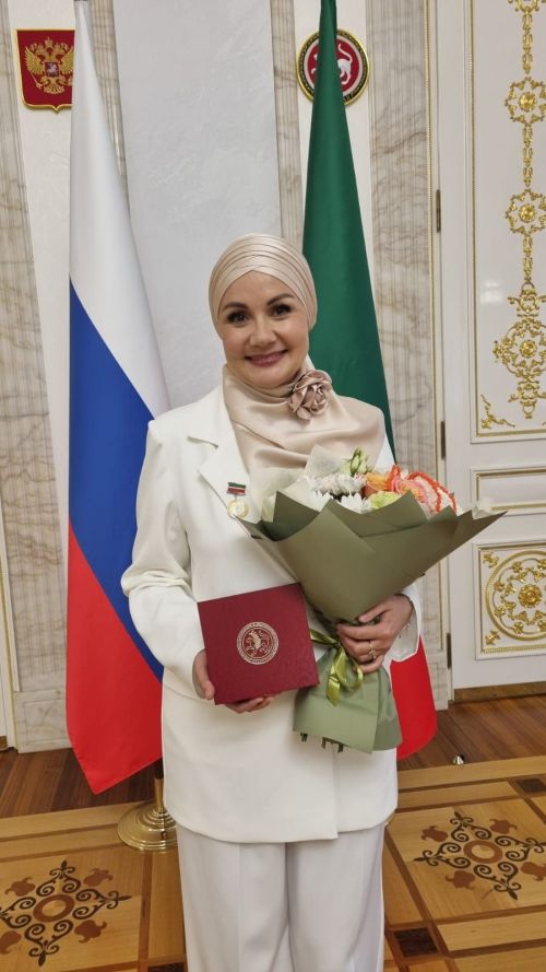 Айгөл Бариевага Татарстанның халык артисты исеме бирелде