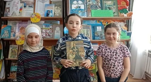 26 апрель — татар халкының бөек шагыйре Габдулла Тукай туган көн һәм Туган тел көне
